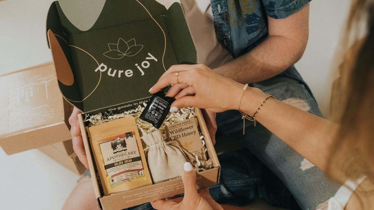 How to Customize Your CBD Subscription Box: Tailoring to Your Needs